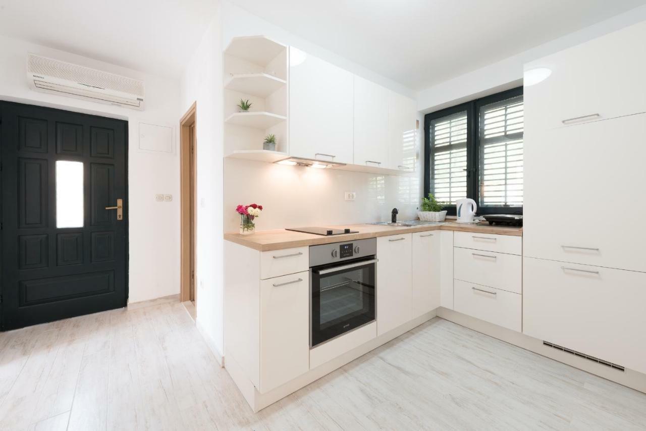 Apartment Obradovic ซัฟทัท ภายนอก รูปภาพ