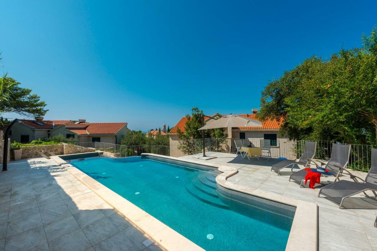 Apartment Obradovic ซัฟทัท ภายนอก รูปภาพ